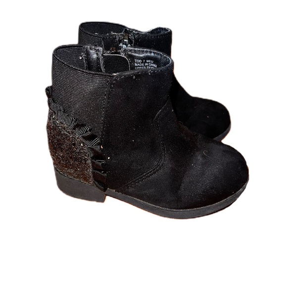 Bundle of size 7 Girl’s Shoes (10 pairs) - Picture 4 of 11